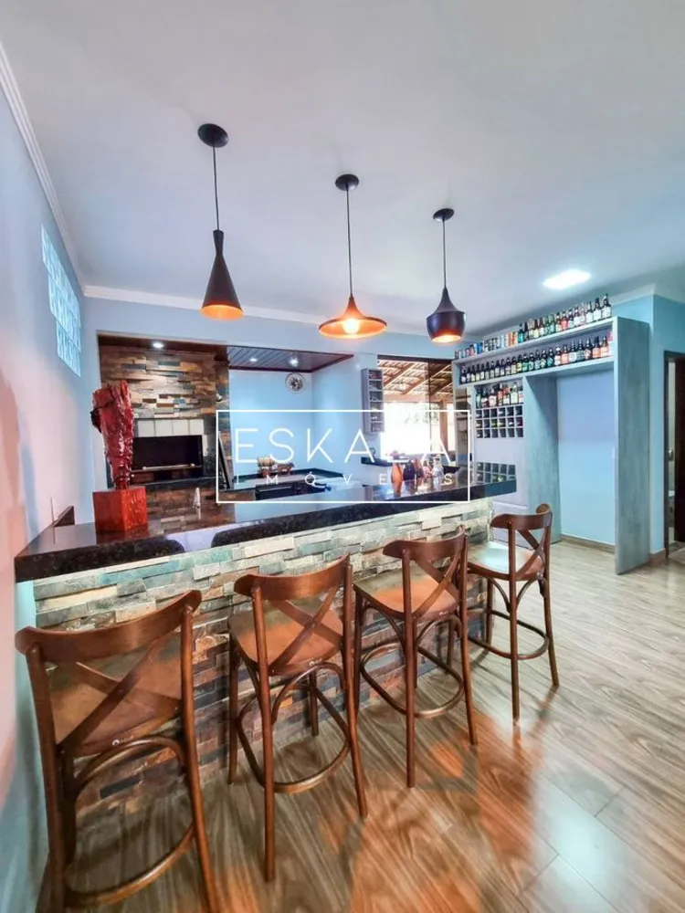 Casa, 3 quartos, 211 m² - Foto 4
