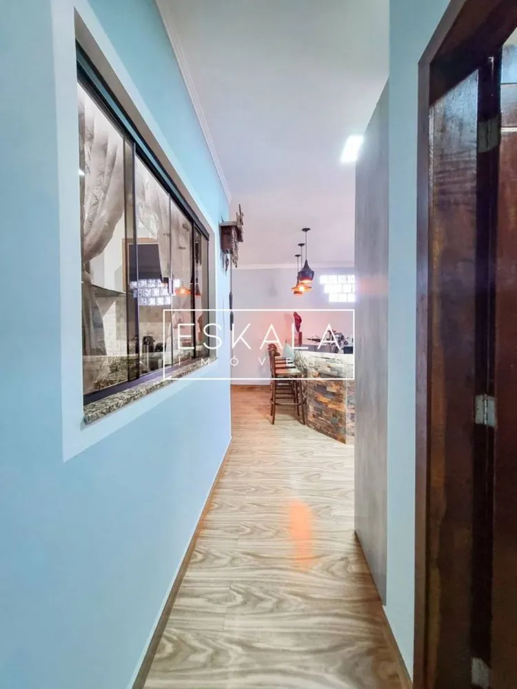 Casa, 3 quartos, 211 m² - Foto 3