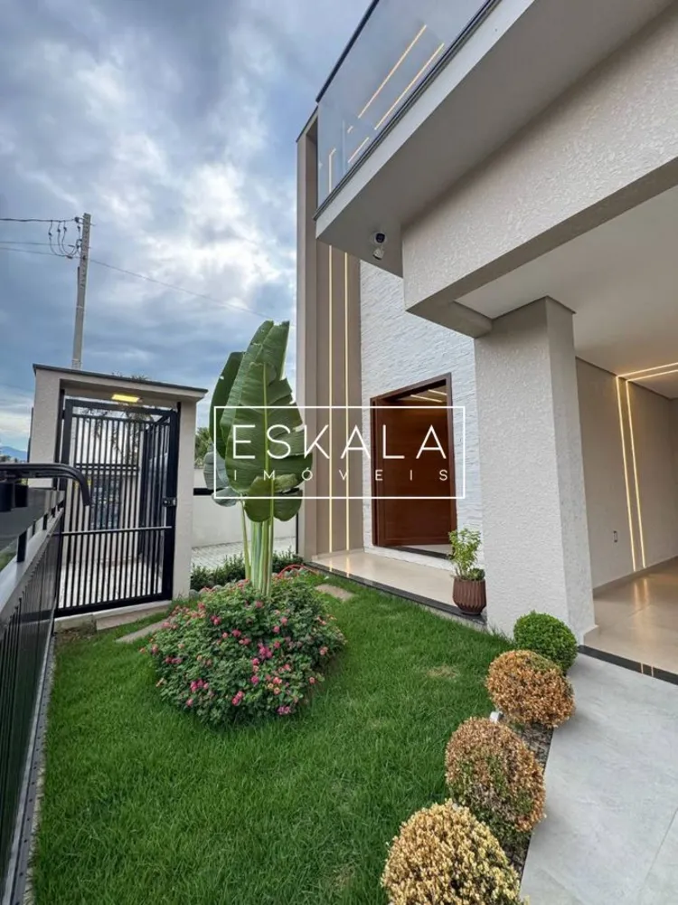 Casa, 3 quartos, 280 m² - Foto 1