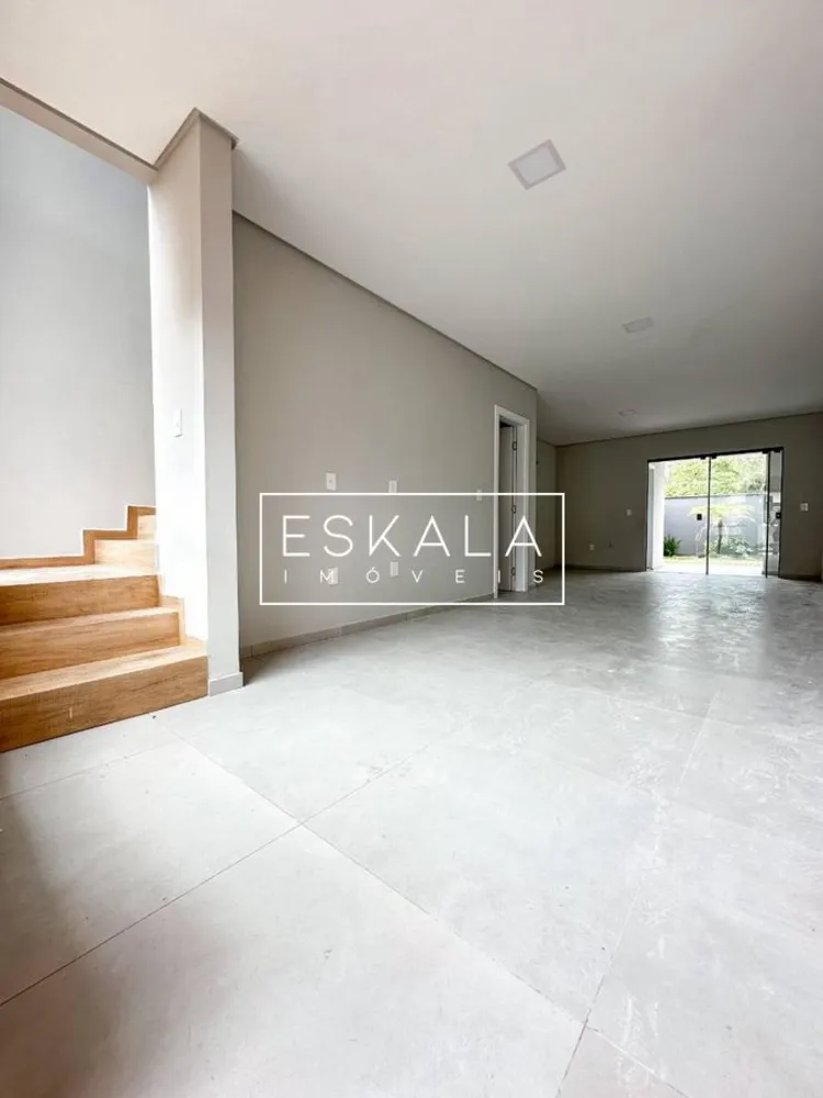 Sobrado, 3 quartos, 131 m² - Foto 2