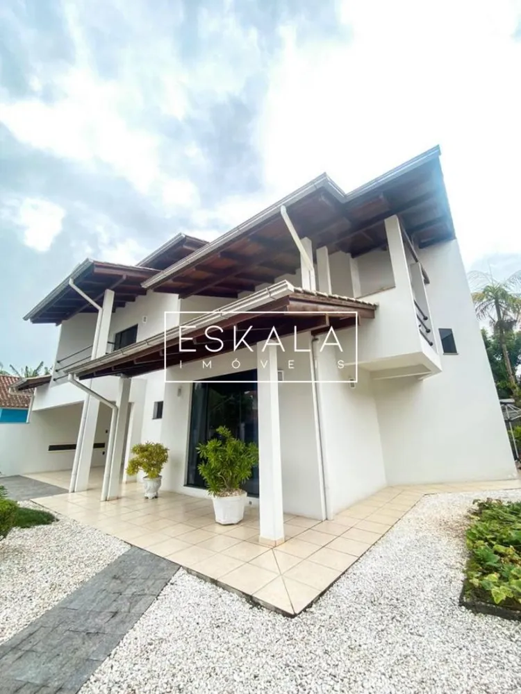 Casa, 3 quartos, 230 m² - Foto 1