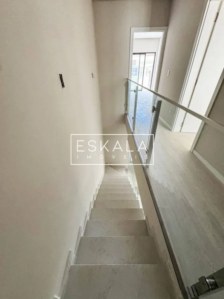 Sobrado, 3 quartos, 218 m² - Foto 8