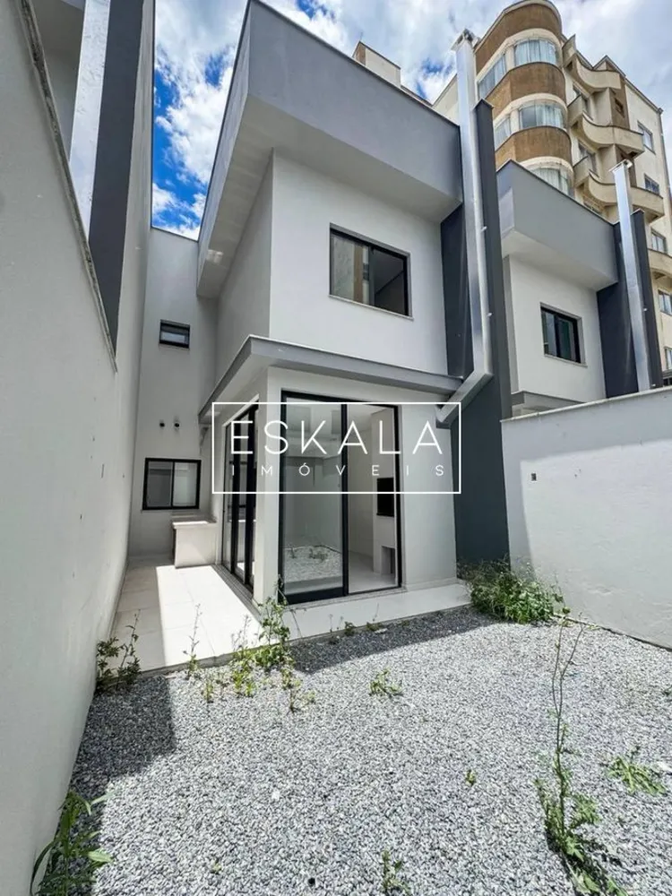 Sobrado, 3 quartos, 218 m² - Foto 3