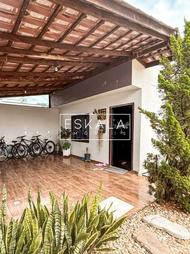 Casa, 4 quartos, 119 m² - Foto 1