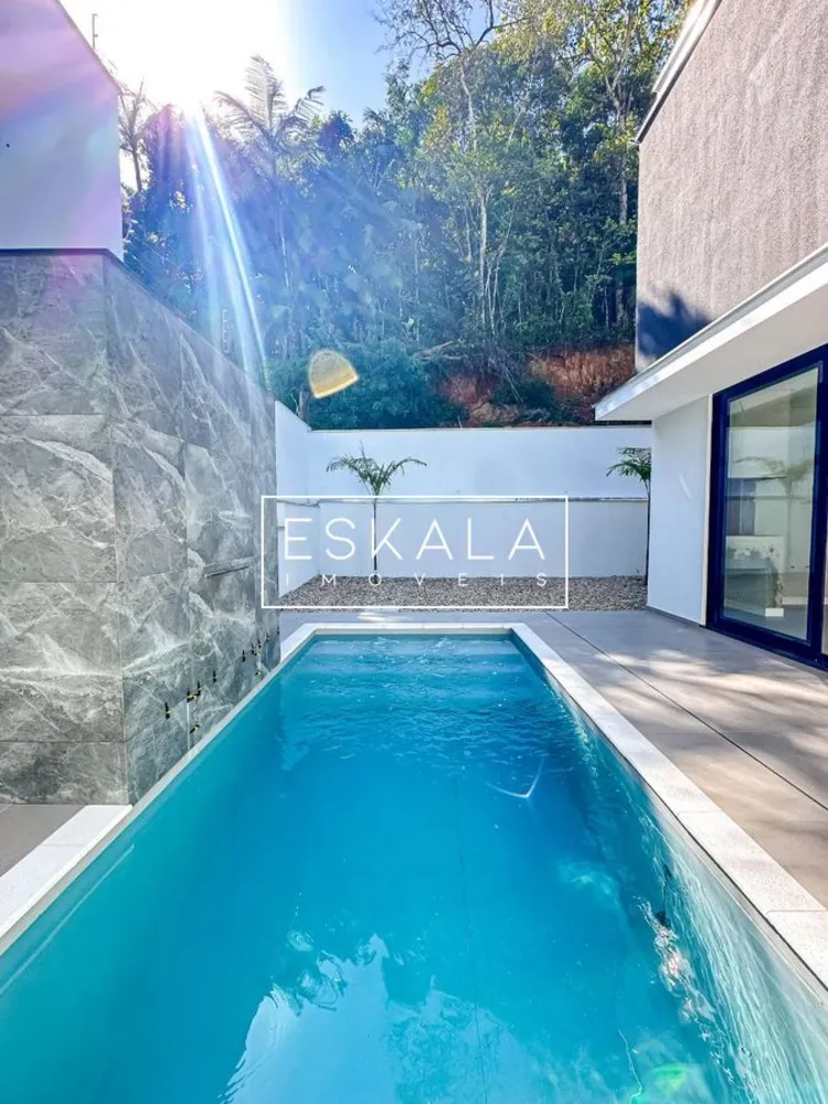 Casa, 4 quartos, 248 m² - Foto 3