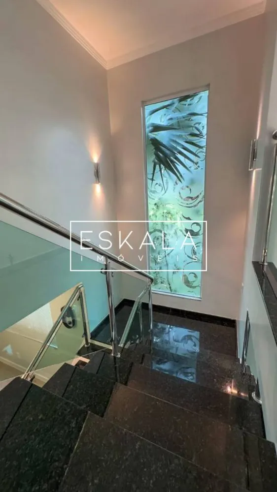 Casa, 3 quartos, 240 m² - Foto 1