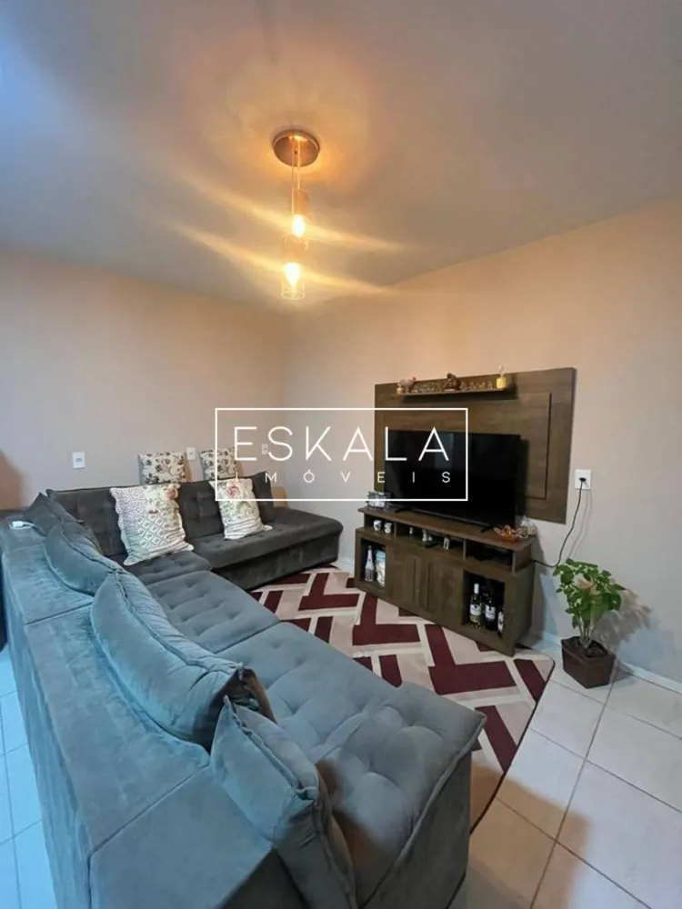 Casa, 2 quartos, 81 m² - Foto 1