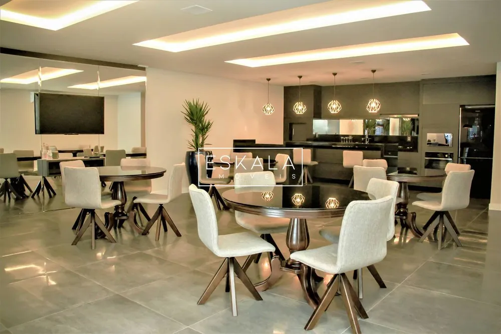 Apartamento, 3 quartos, 139 m² - Foto 1