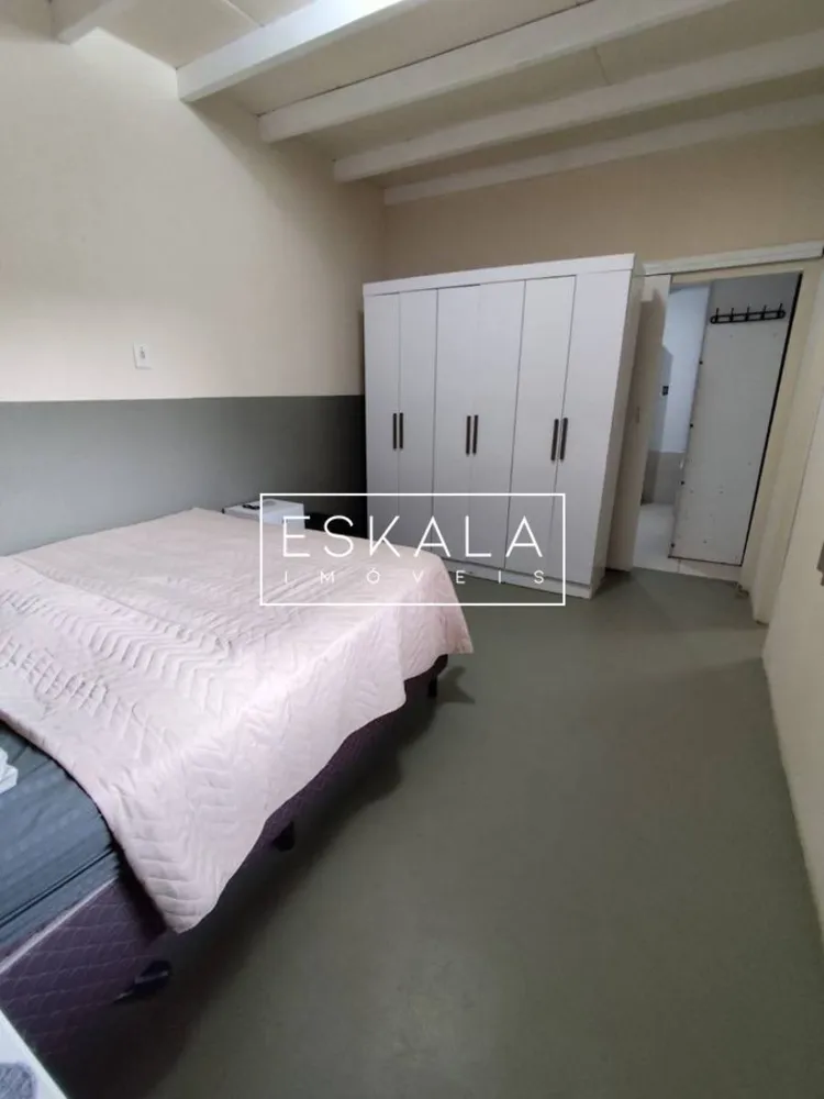 Casa, 4 quartos, 260 m² - Foto 1