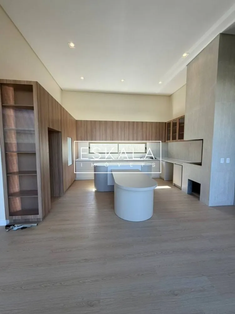 Casa, 3 quartos, 182 m² - Foto 2