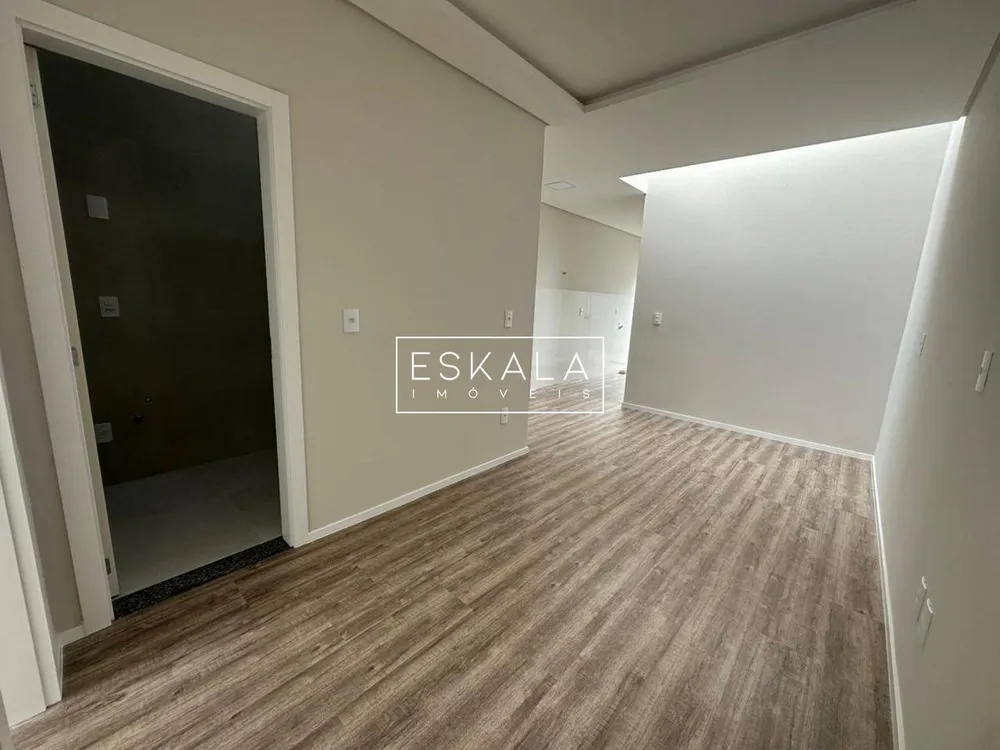 Casa, 2 quartos, 52 m² - Foto 1