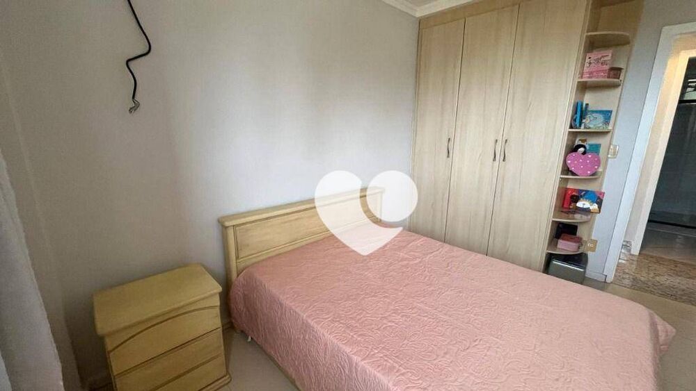 Apartamento à venda com 3 quartos, 98m² - Foto 1