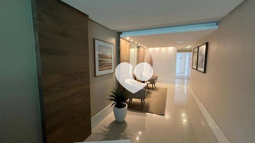 Apartamento à venda com 3 quartos, 98m² - Foto 4