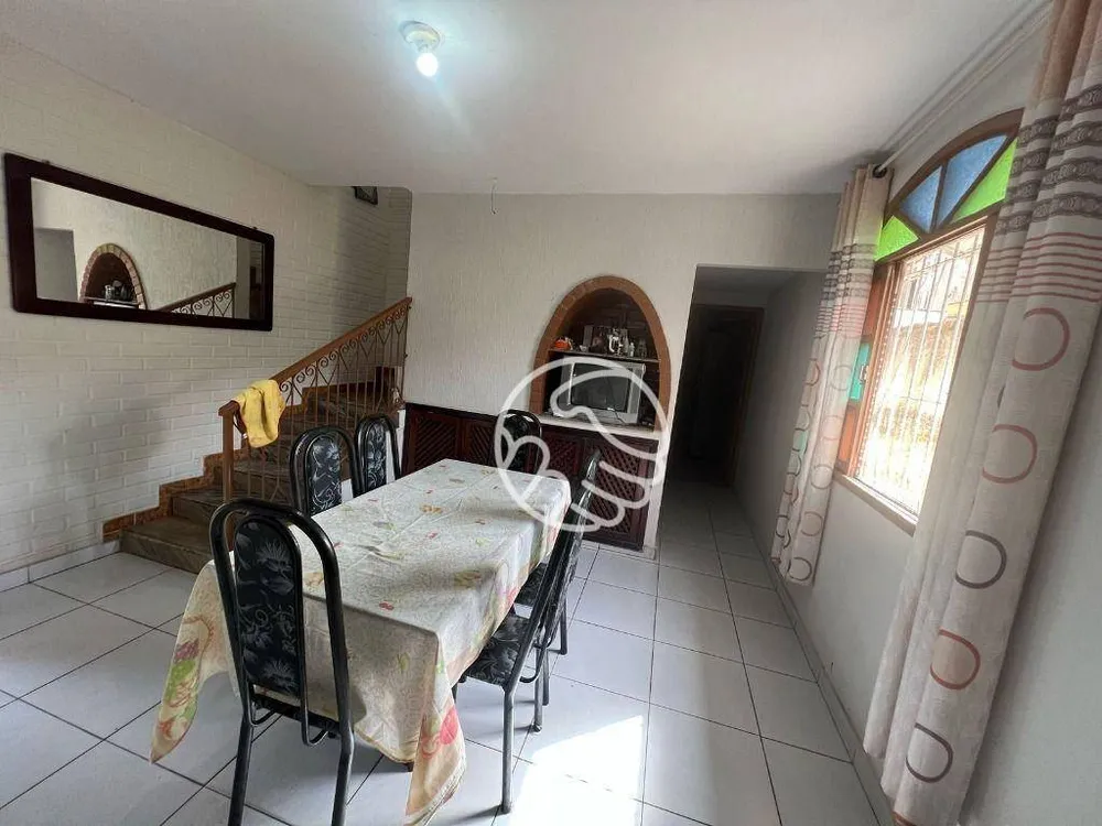 Casa, 3 quartos, 408 m² - Foto 1