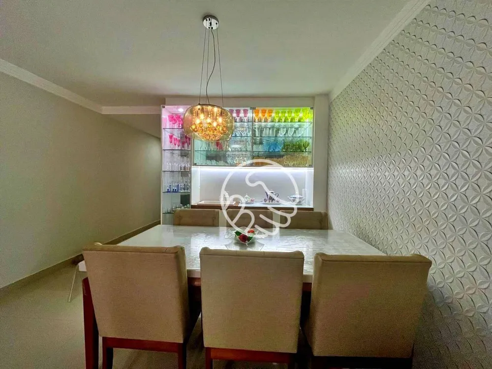 Apartamento, 3 quartos, 256 m² - Foto 2