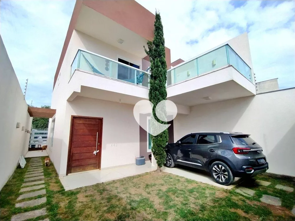 Casa à venda com 3 quartos, 271m² - Foto 4