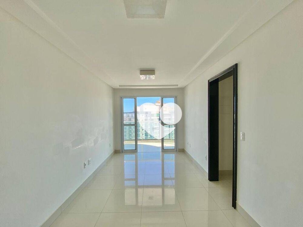 Apartamento à venda com 2 quartos, 65m² - Foto 1