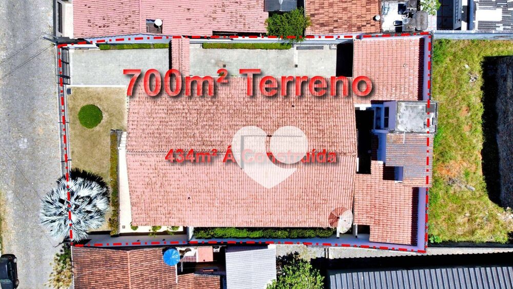 Casa à venda com 5 quartos, 434m² - Foto 1