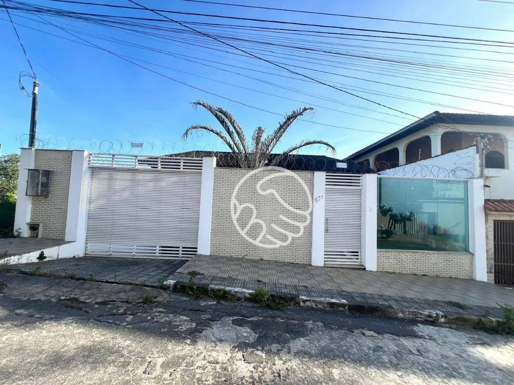 Casa, 3 quartos, 459 m² - Foto 1