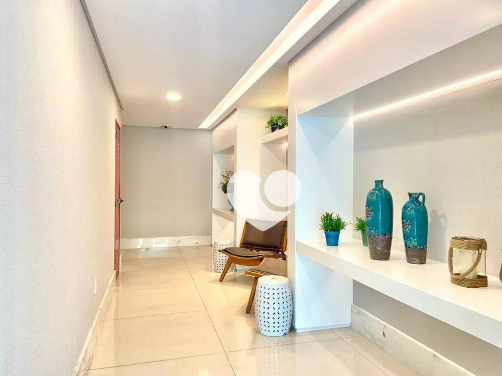 Apartamento à venda com 2 quartos, 65m² - Foto 3