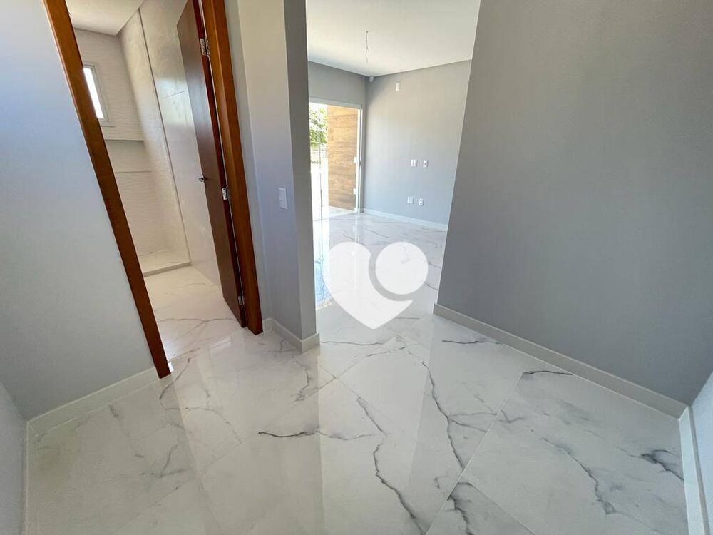 Casa, 3 quartos, 220 m² - Foto 1