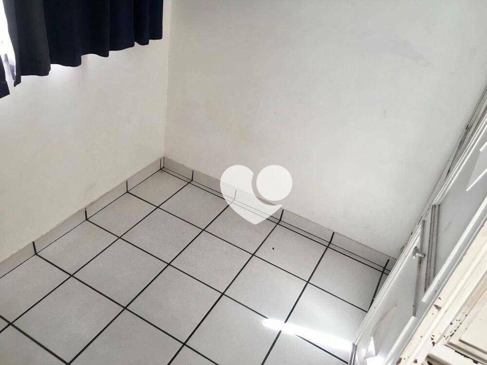 Apartamento à venda com 2 quartos, 90m² - Foto 3