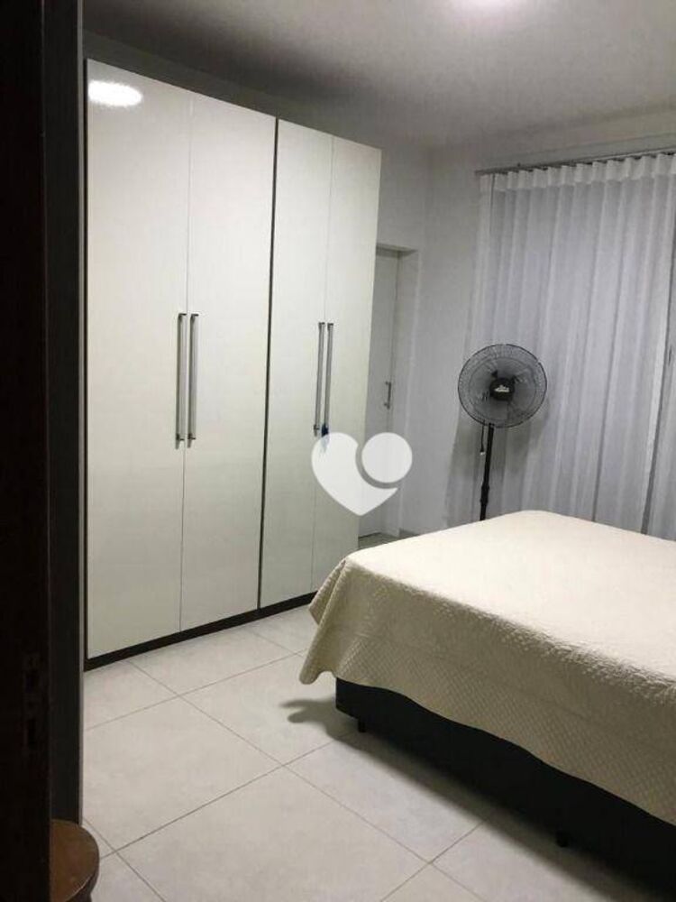 Casa, 3 quartos, 292 m² - Foto 1