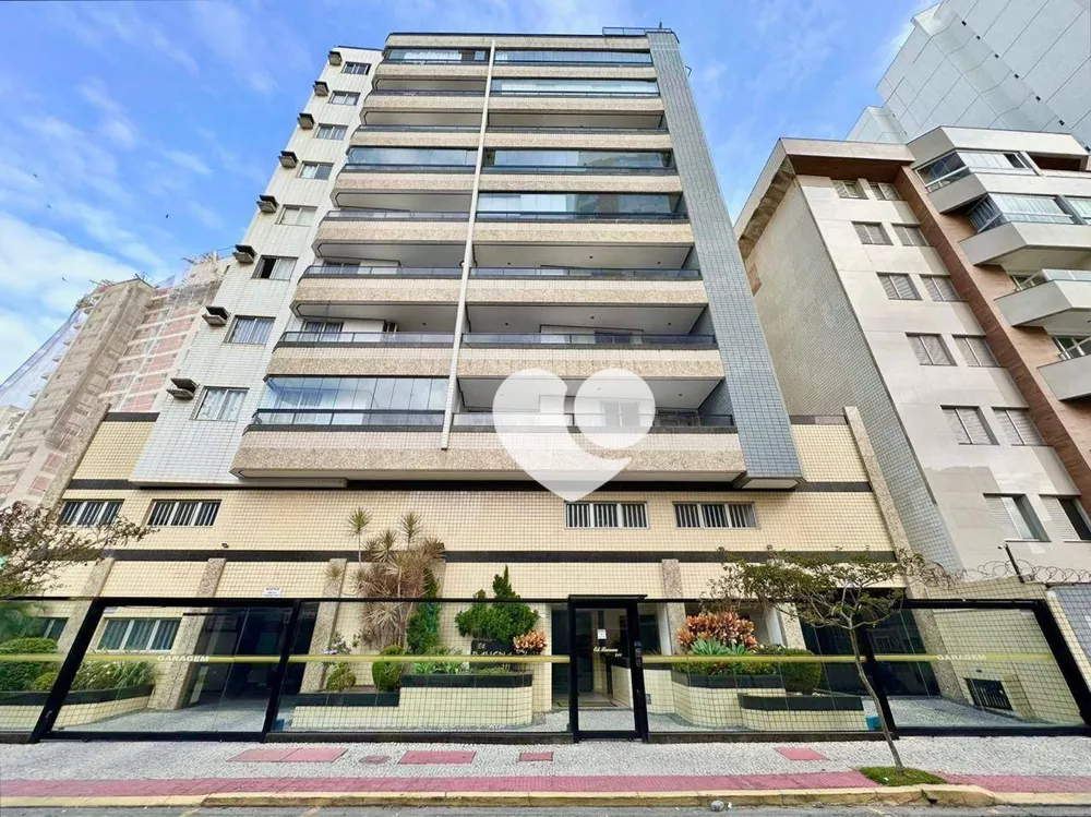 Apartamento à venda com 2 quartos, 70m² - Foto 1