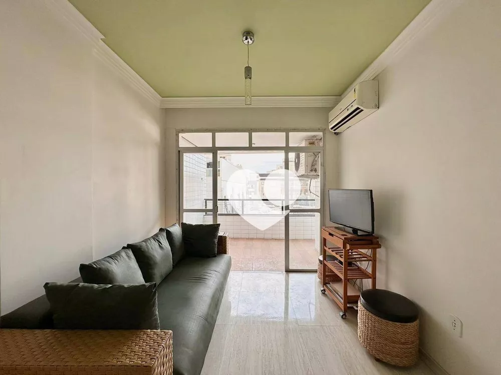 Apartamento à venda com 2 quartos, 70m² - Foto 2