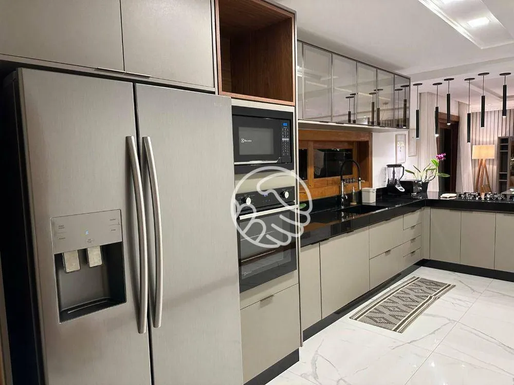 Casa, 3 quartos, 270 m² - Foto 14