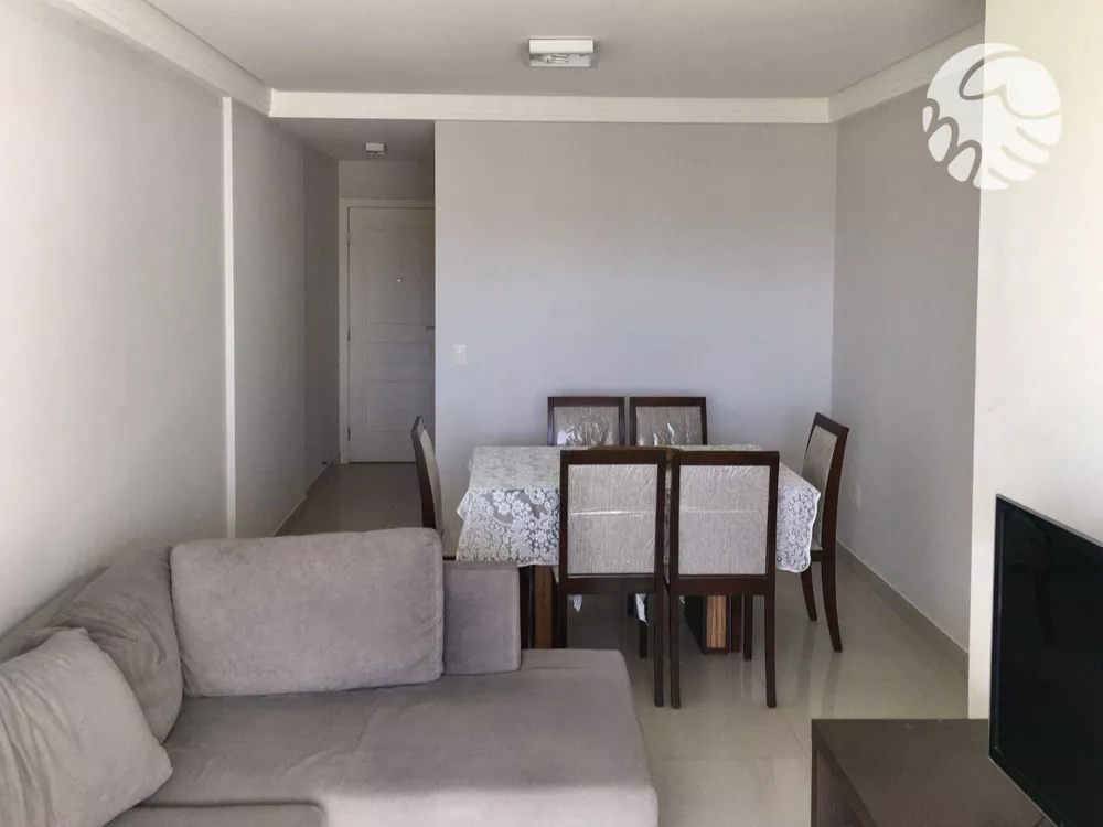 Apartamento à venda com 2 quartos, 70m² - Foto 4