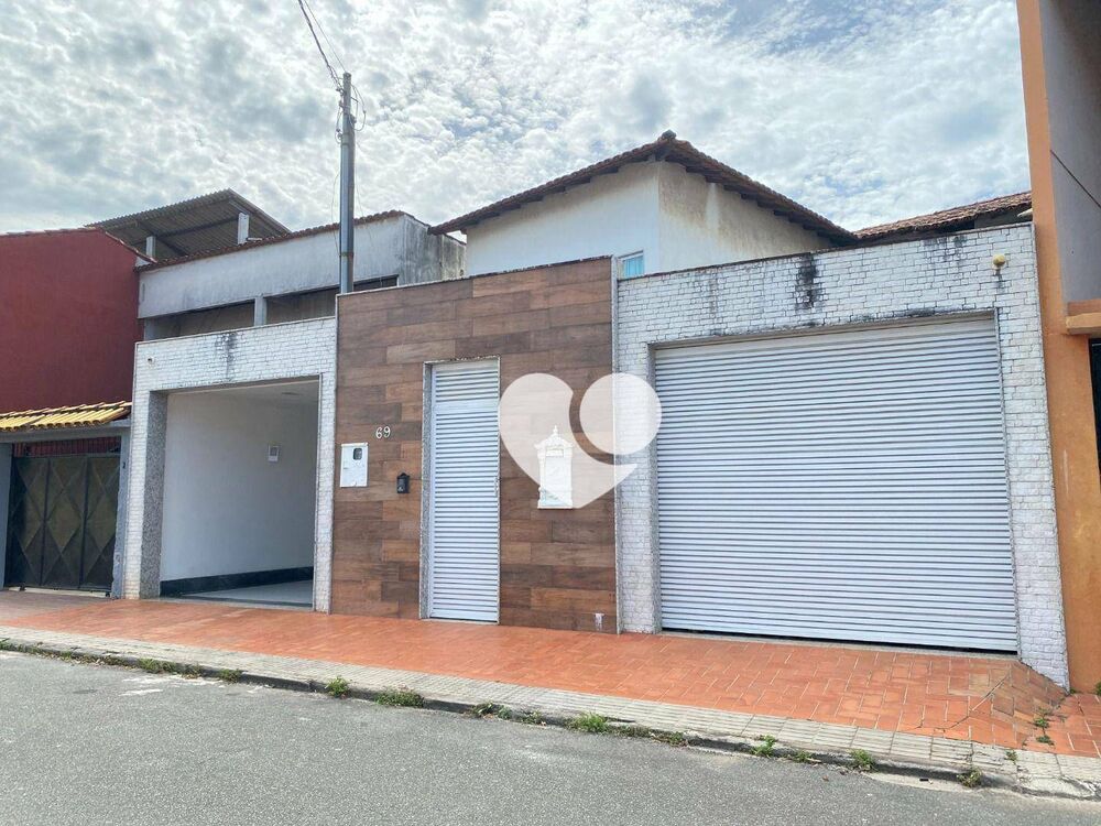 Casa, 3 quartos, 415 m² - Foto 1