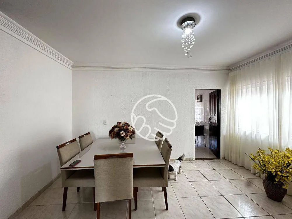 Casa, 3 quartos, 200 m² - Foto 4