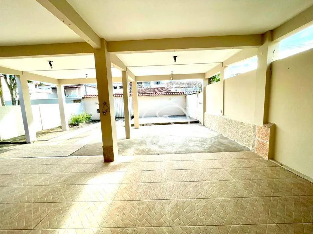 Casa, 3 quartos, 250 m² - Foto 8