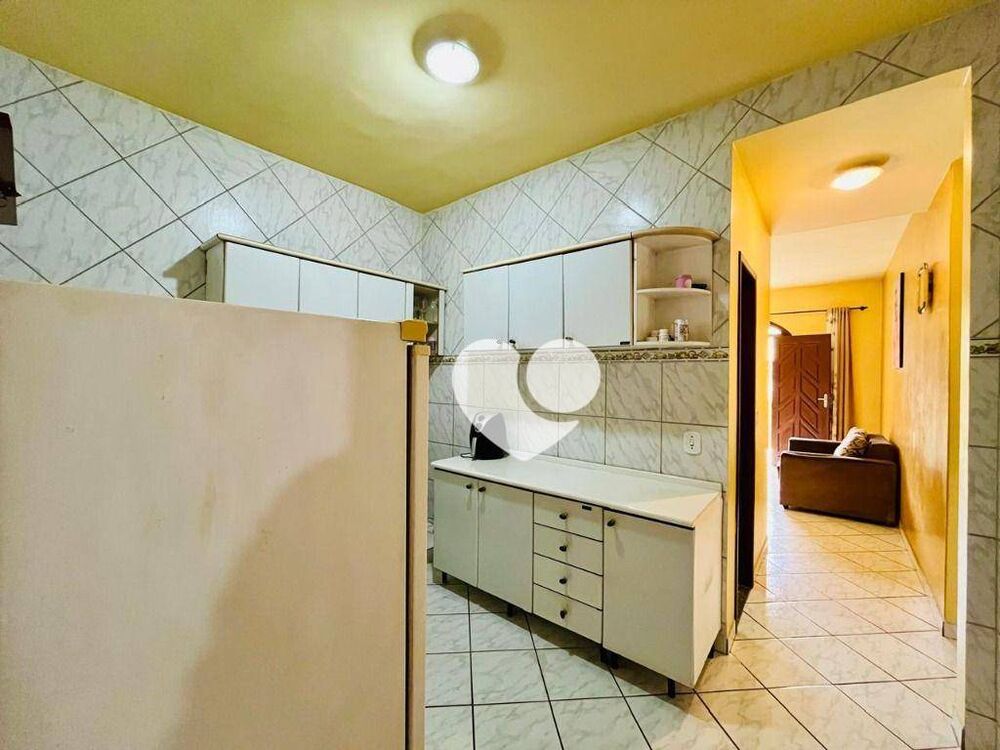 Casa, 4 quartos, 320 m² - Foto 1