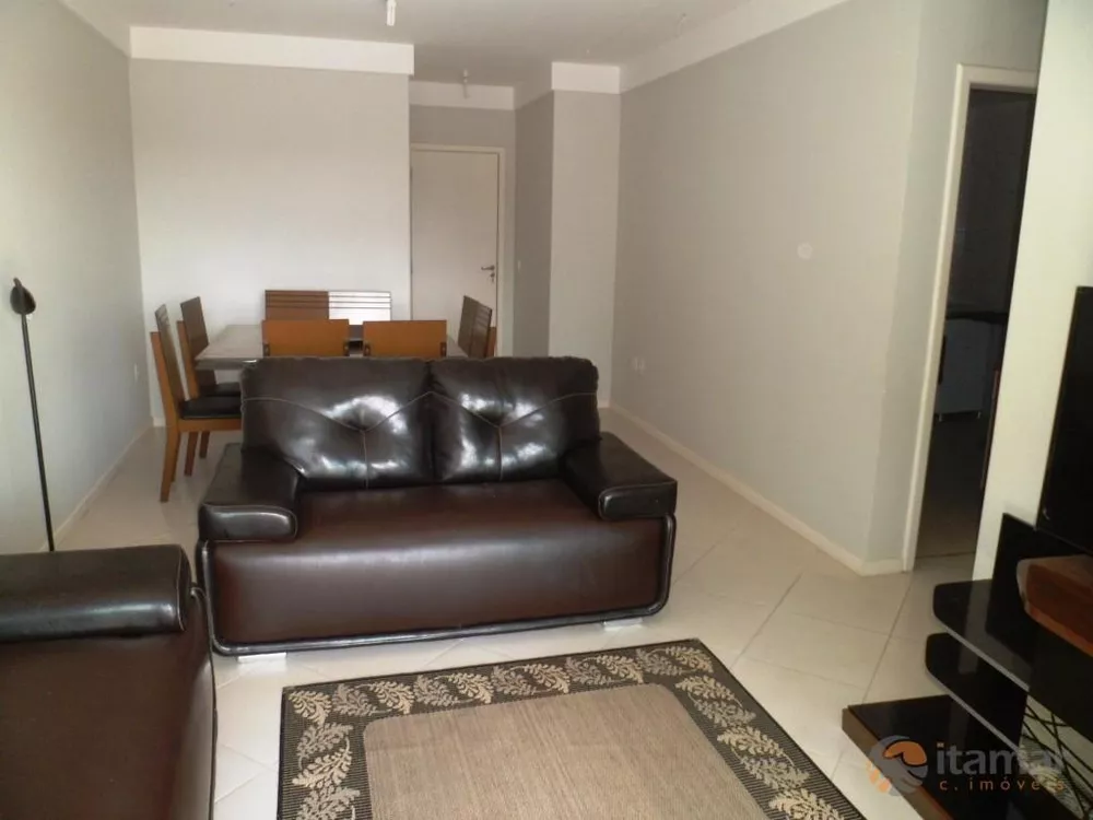 Apartamento à venda com 3 quartos, 124m² - Foto 4