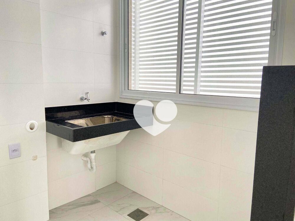 Apartamento à venda com 3 quartos, 116m² - Foto 1