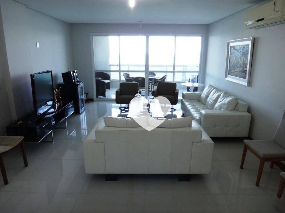 Apartamento à venda com 4 quartos, 210m² - Foto 2