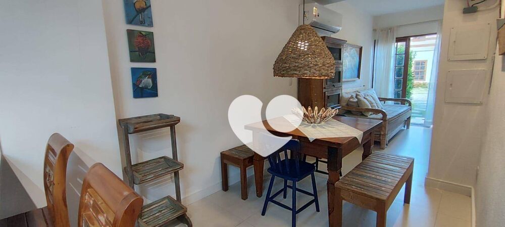 Casa à venda com 2 quartos, 57m² - Foto 2