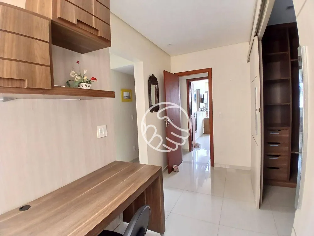 Apartamento, 3 quartos, 215 m² - Foto 4