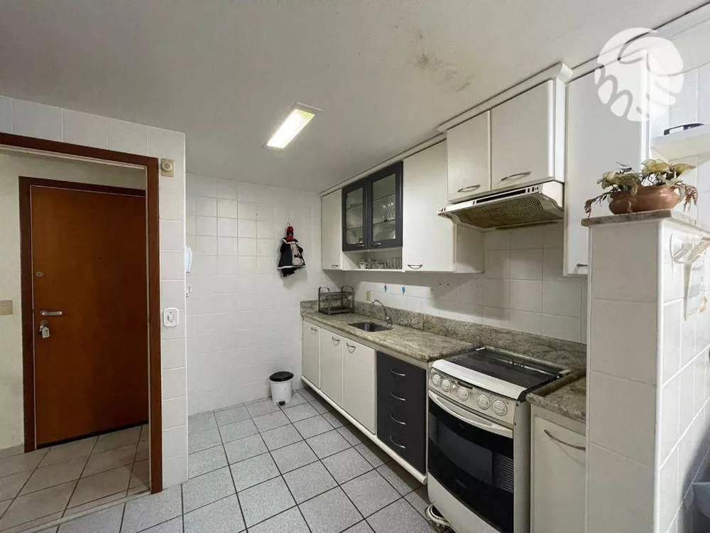 Apartamento para alugar com 2 quartos, 70m² - Foto 4