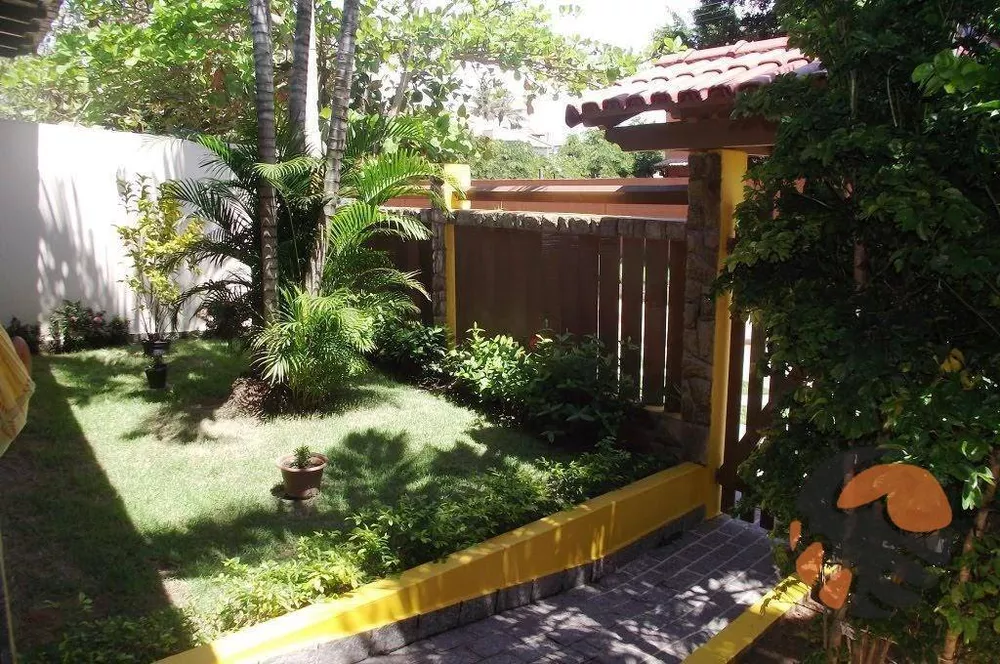 Casa de Condomínio à venda com 3 quartos, 381m² - Foto 3