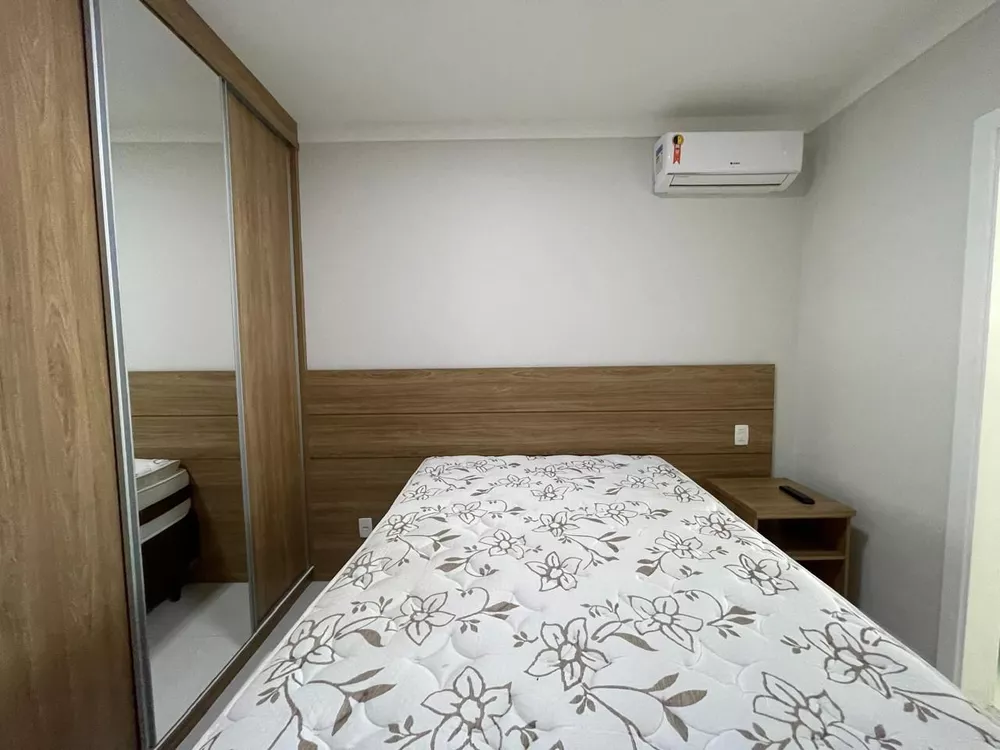 Apartamento à venda com 3 quartos, 145m² - Foto 7