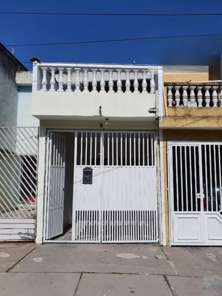 Sobrado à venda com 2 quartos, 67m² - Foto 2