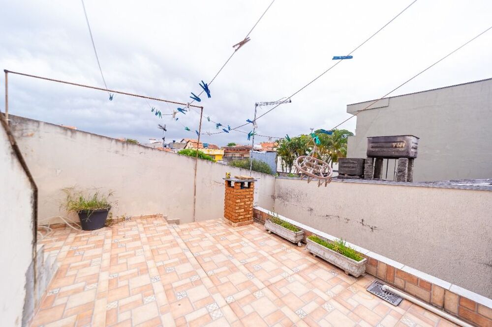 Sobrado à venda com 3 quartos, 210m² - Foto 5