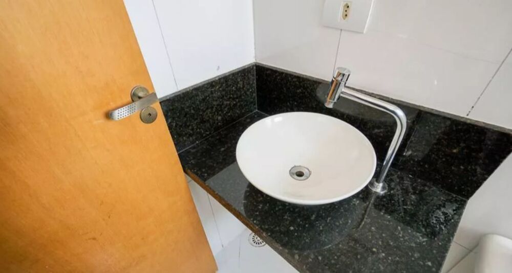 Sobrado à venda e aluguel com 3 quartos, 150m² - Foto 3