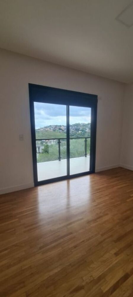 Sobrado à venda com 3 quartos, 300m² - Foto 3