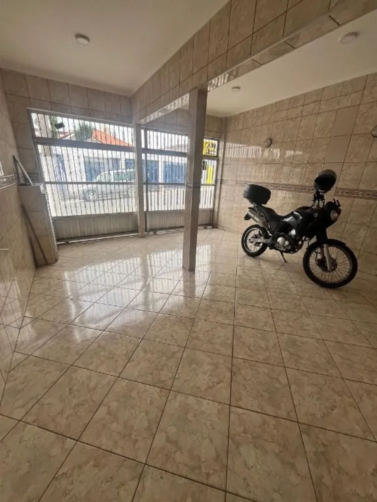 Casa, 3 quartos, 219 m² - Foto 2