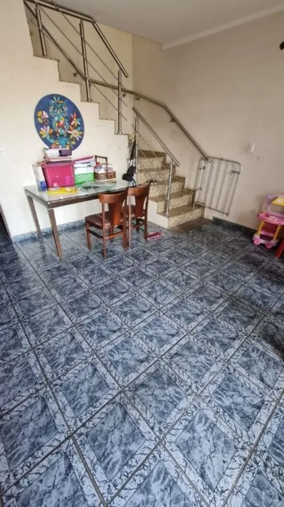 Sobrado, 4 quartos, 320 m² - Foto 1