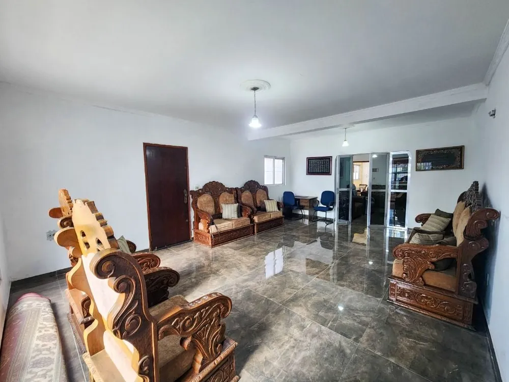 Casa, 3 quartos, 206 m² - Foto 4